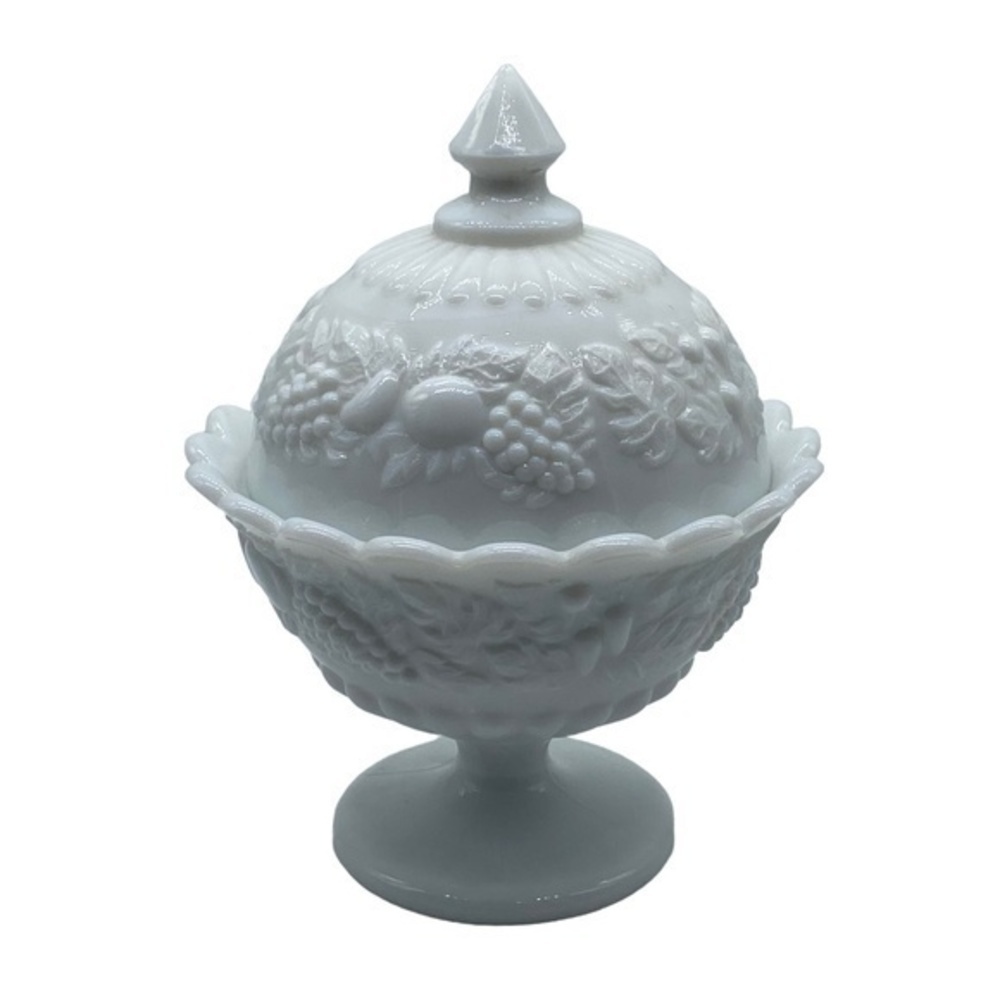 Vintage Westmoreland Milk Glass Cover Candy Dish Grape/Fruit Vine Pattern - Picture 4 of 12
